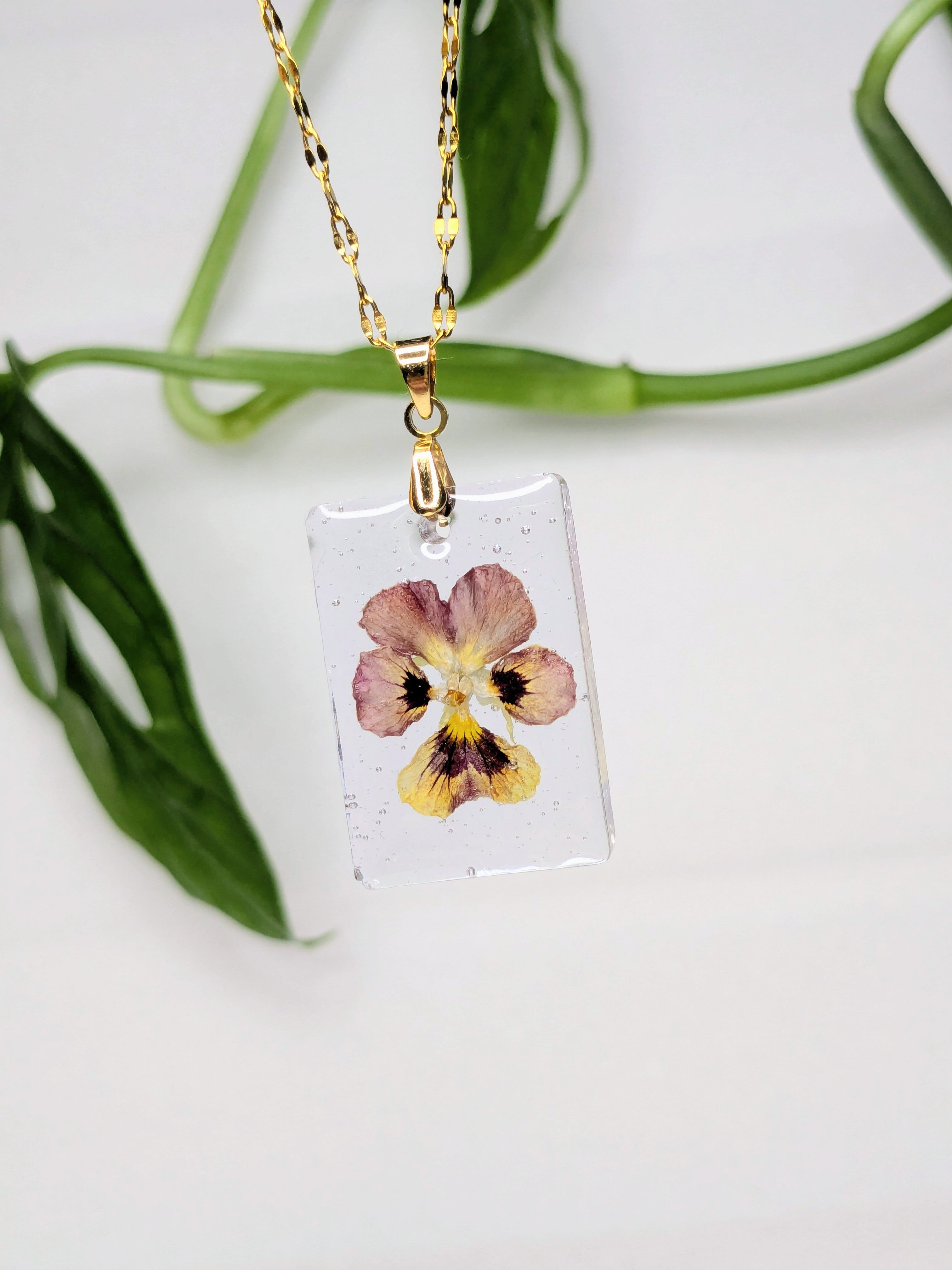 Pendentif Pensée