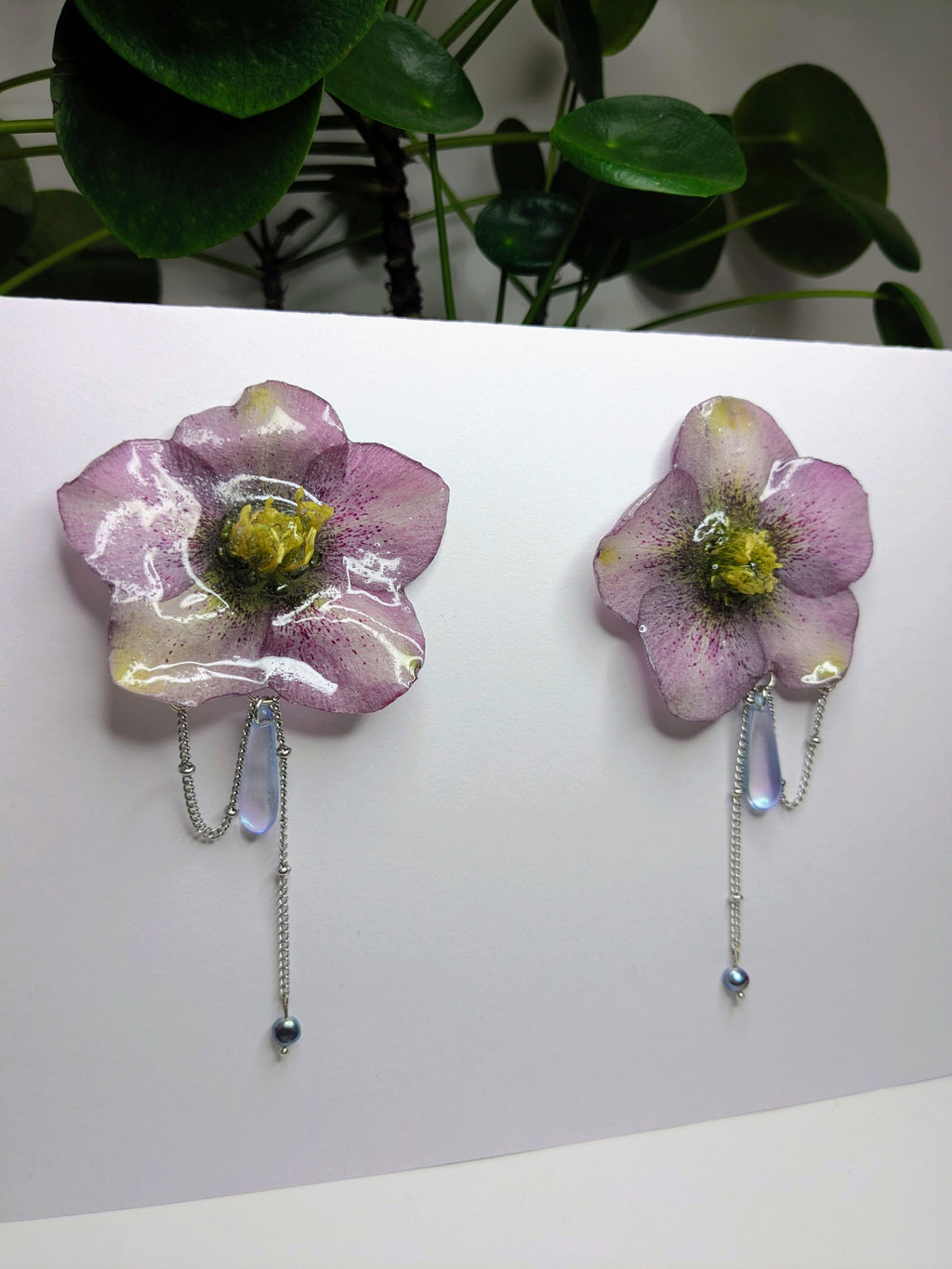 Boucles d'oreilles Hellébores
