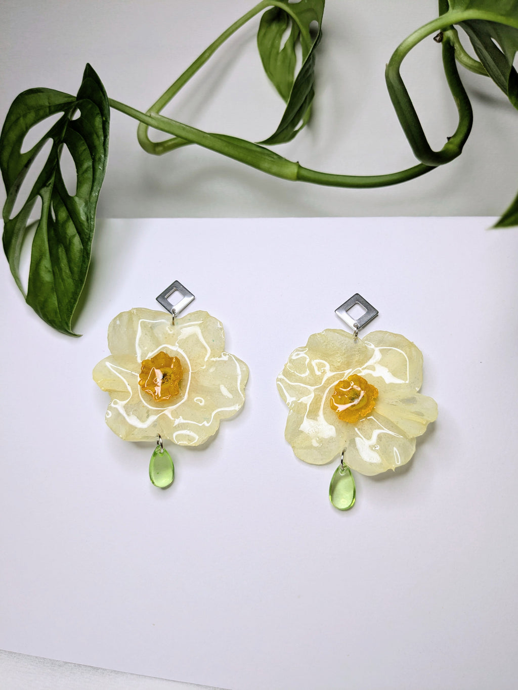 Boucles d'oreilles Sylva Narcisses géantes