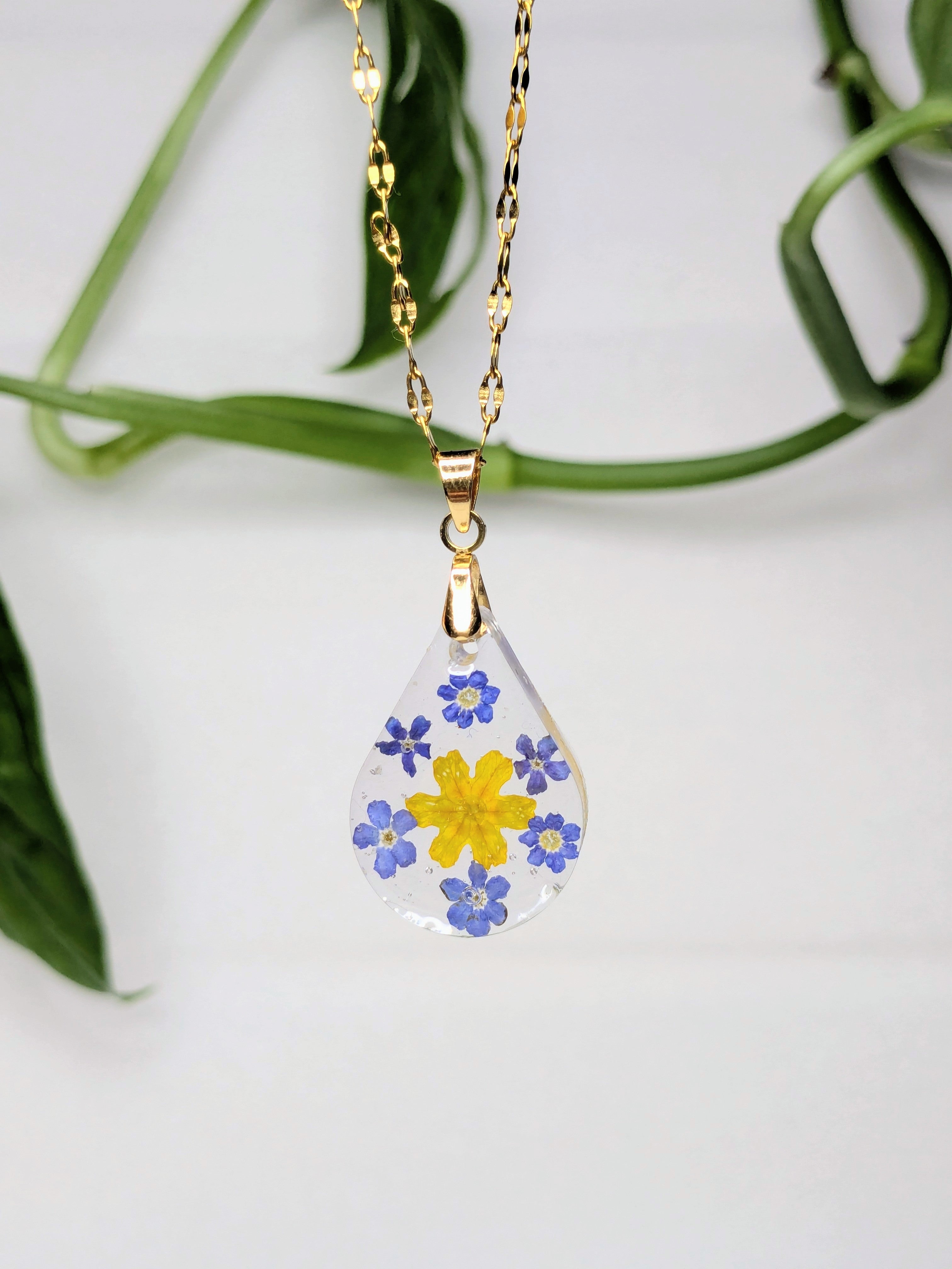 Pendentif Primevère et Myosotis