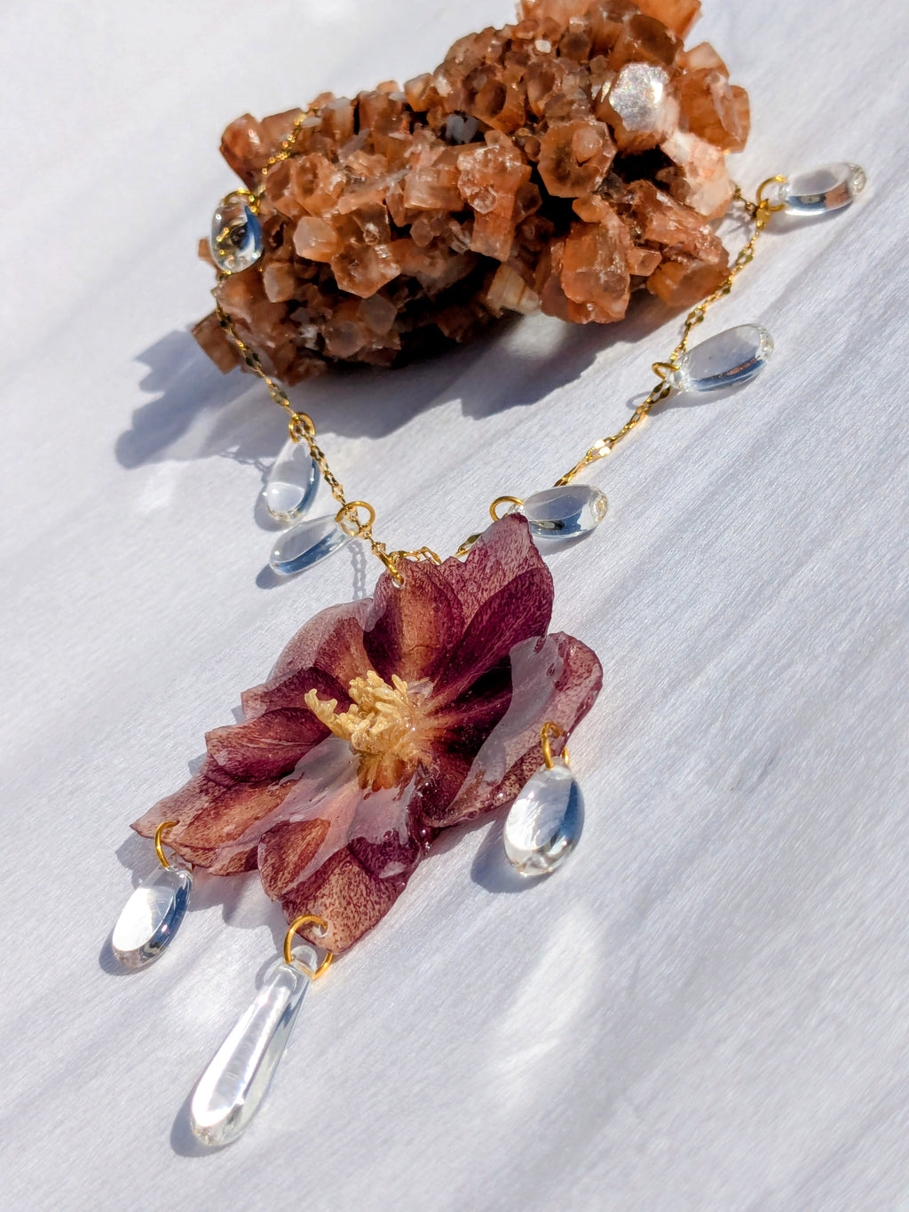 Collier Hellébore