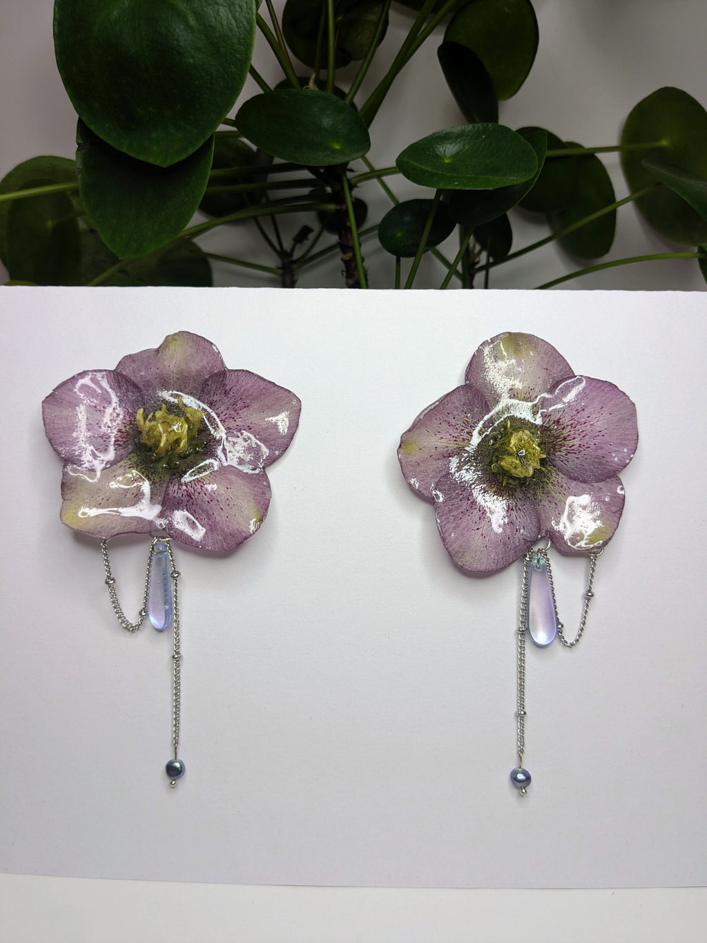 Boucles d'oreilles Hellébores