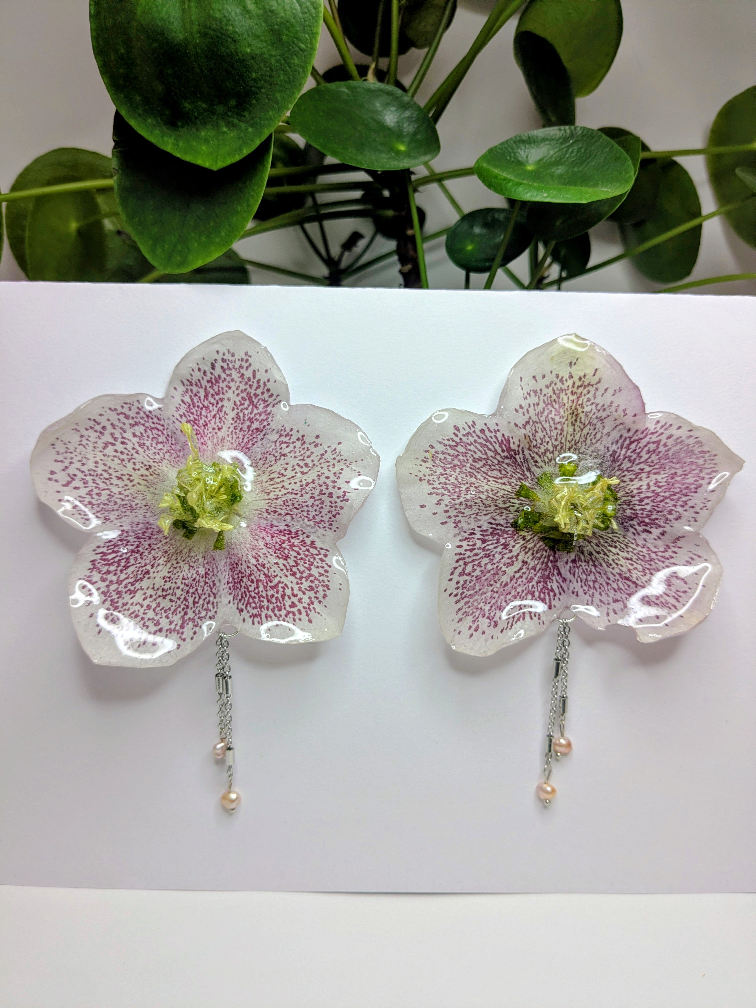 Boucles d'oreilles Hellébores XXL