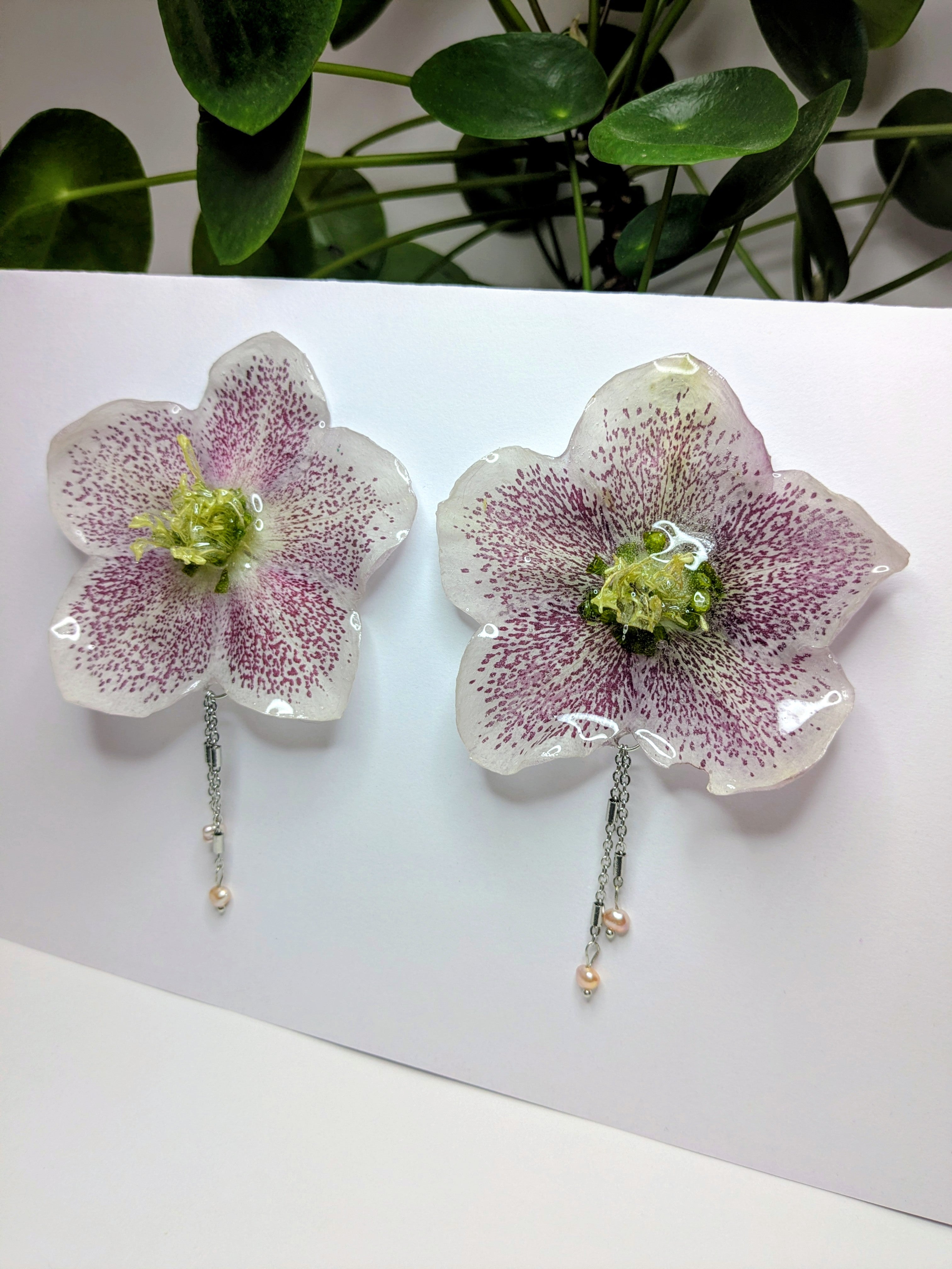 Boucles d'oreilles Hellébores XXL