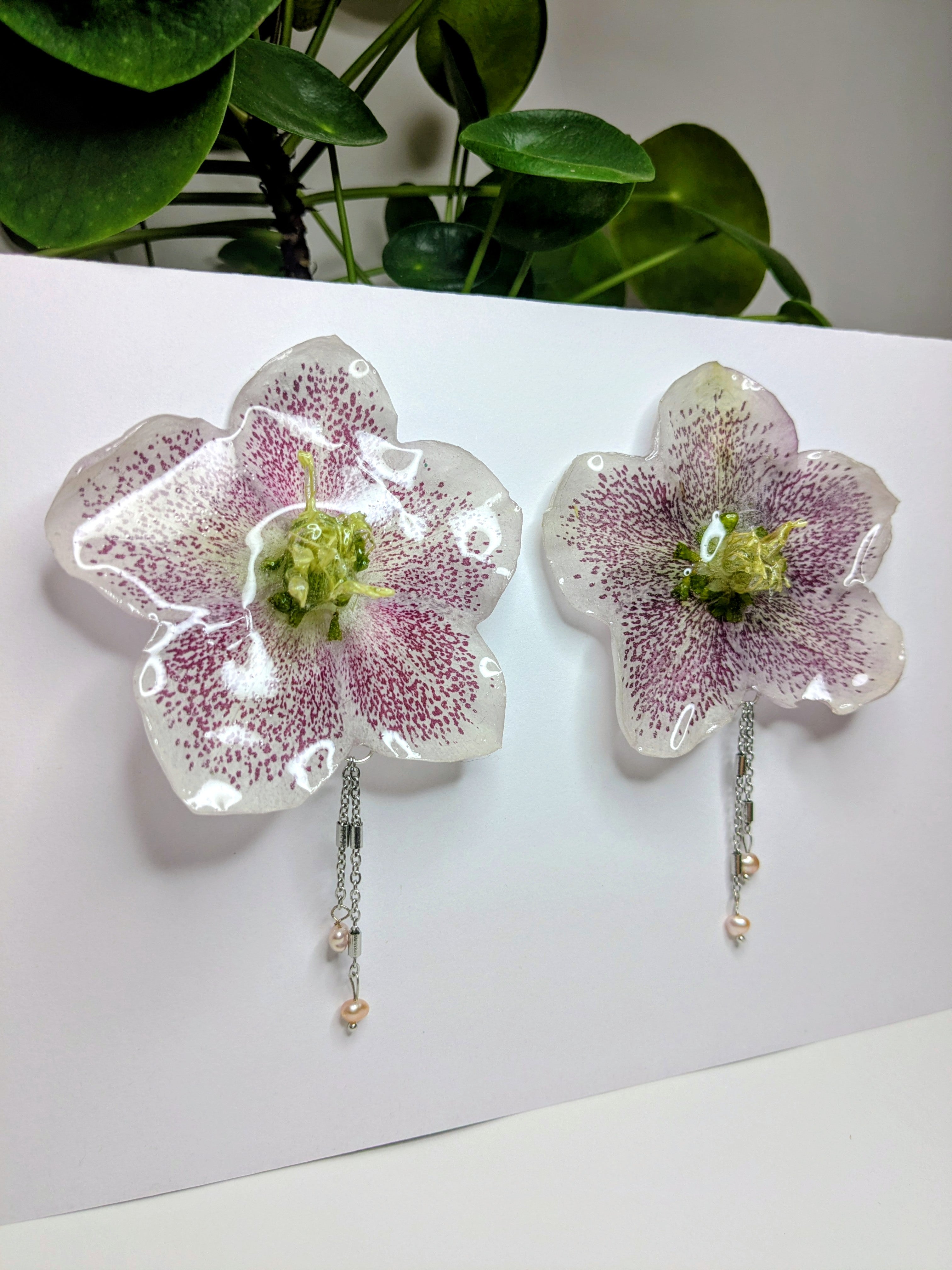 Boucles d'oreilles Hellébores XXL