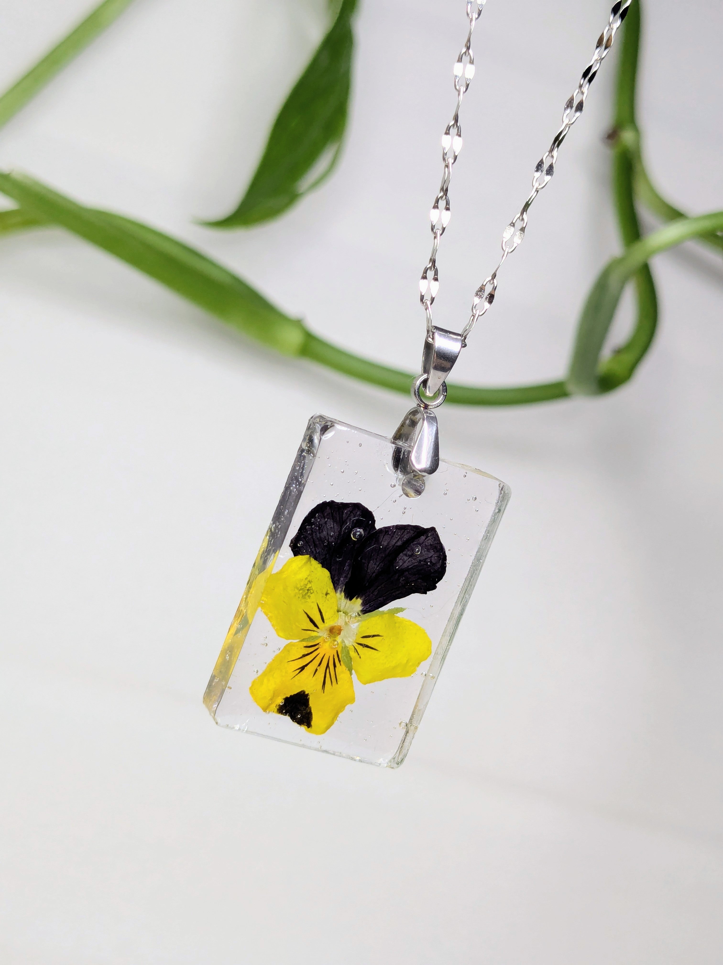 Pendentif Pensée