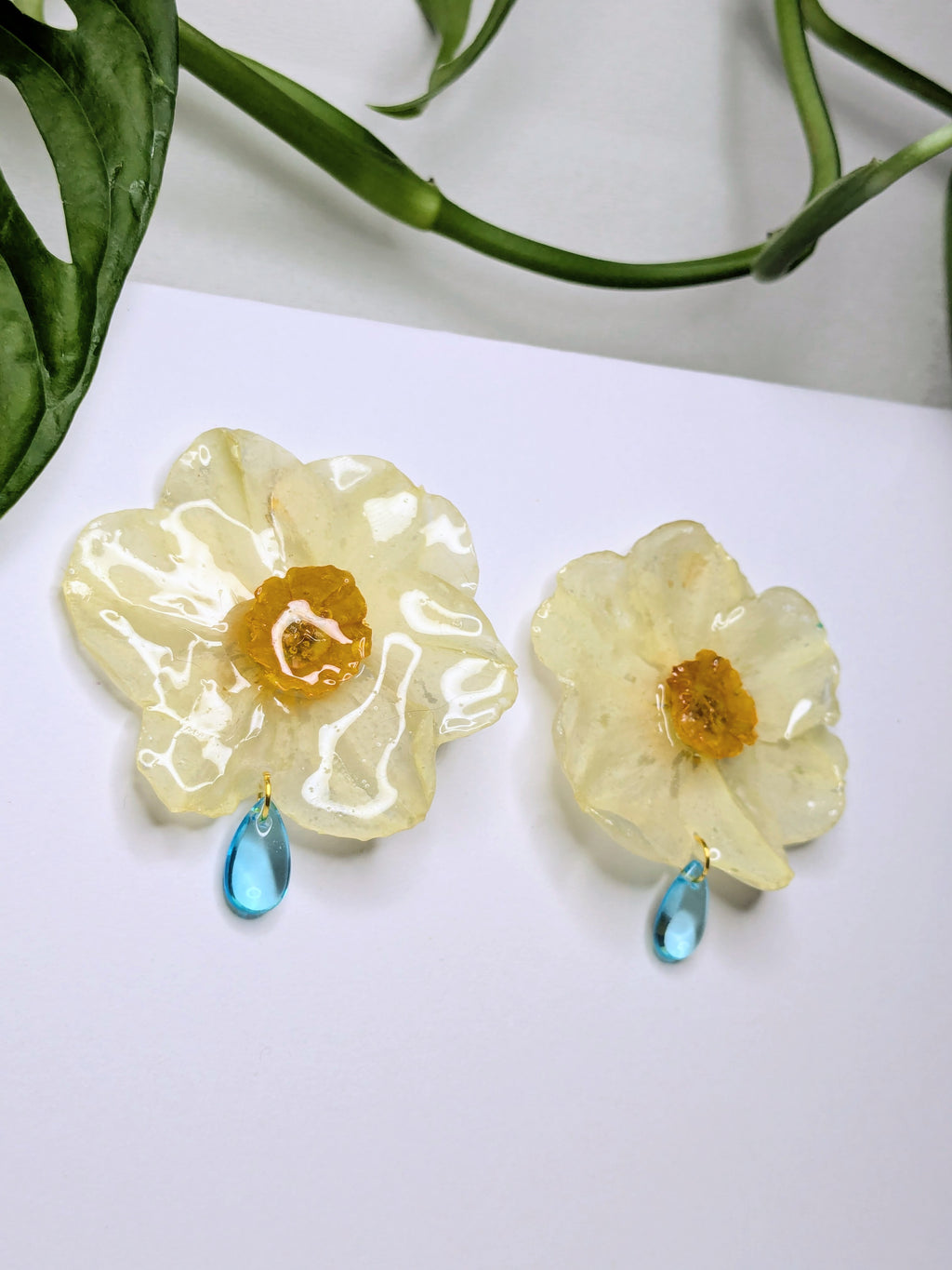 Boucles d'oreilles Elvira Narcisse géantes
