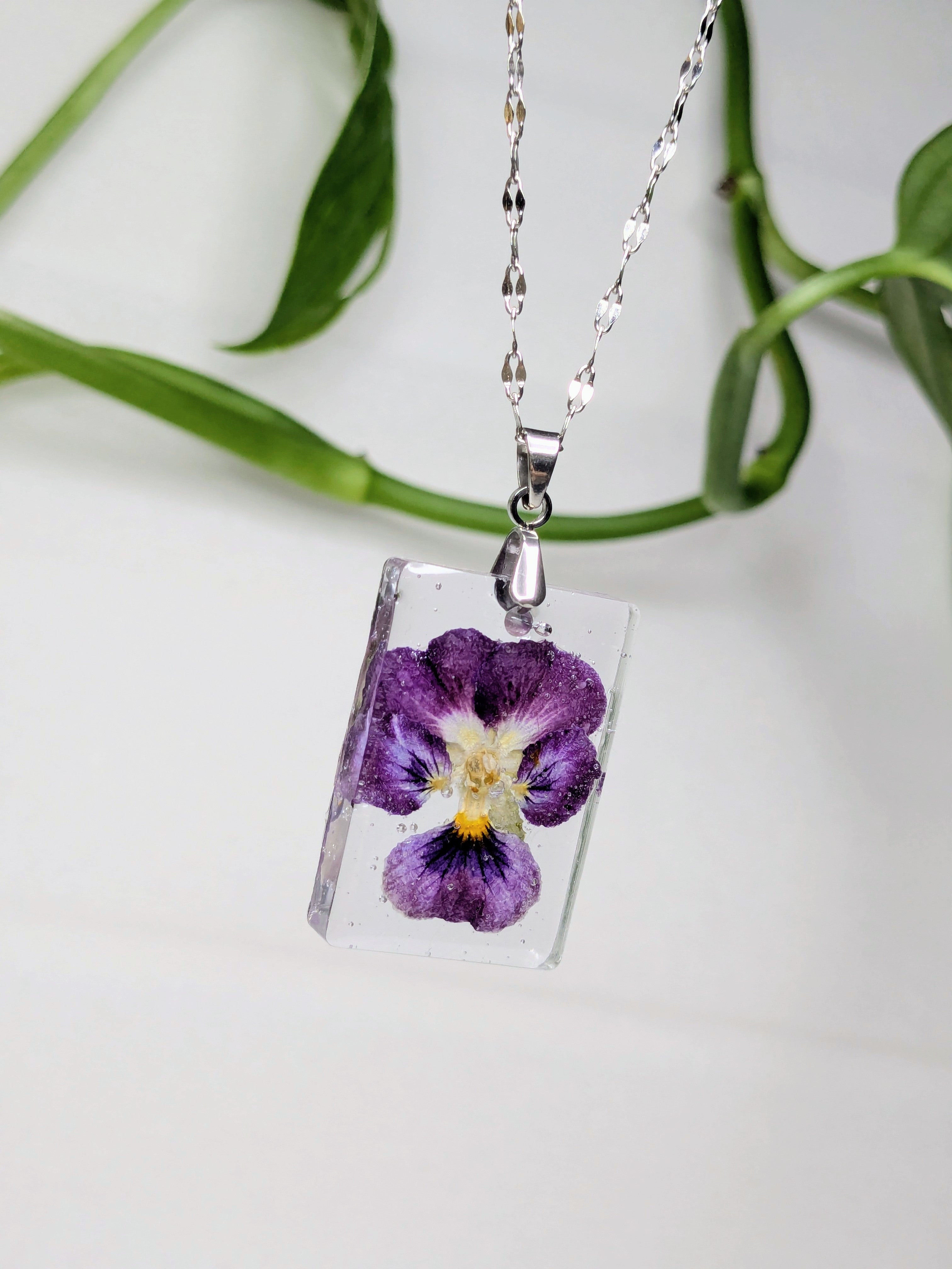 Pendentif Pensée